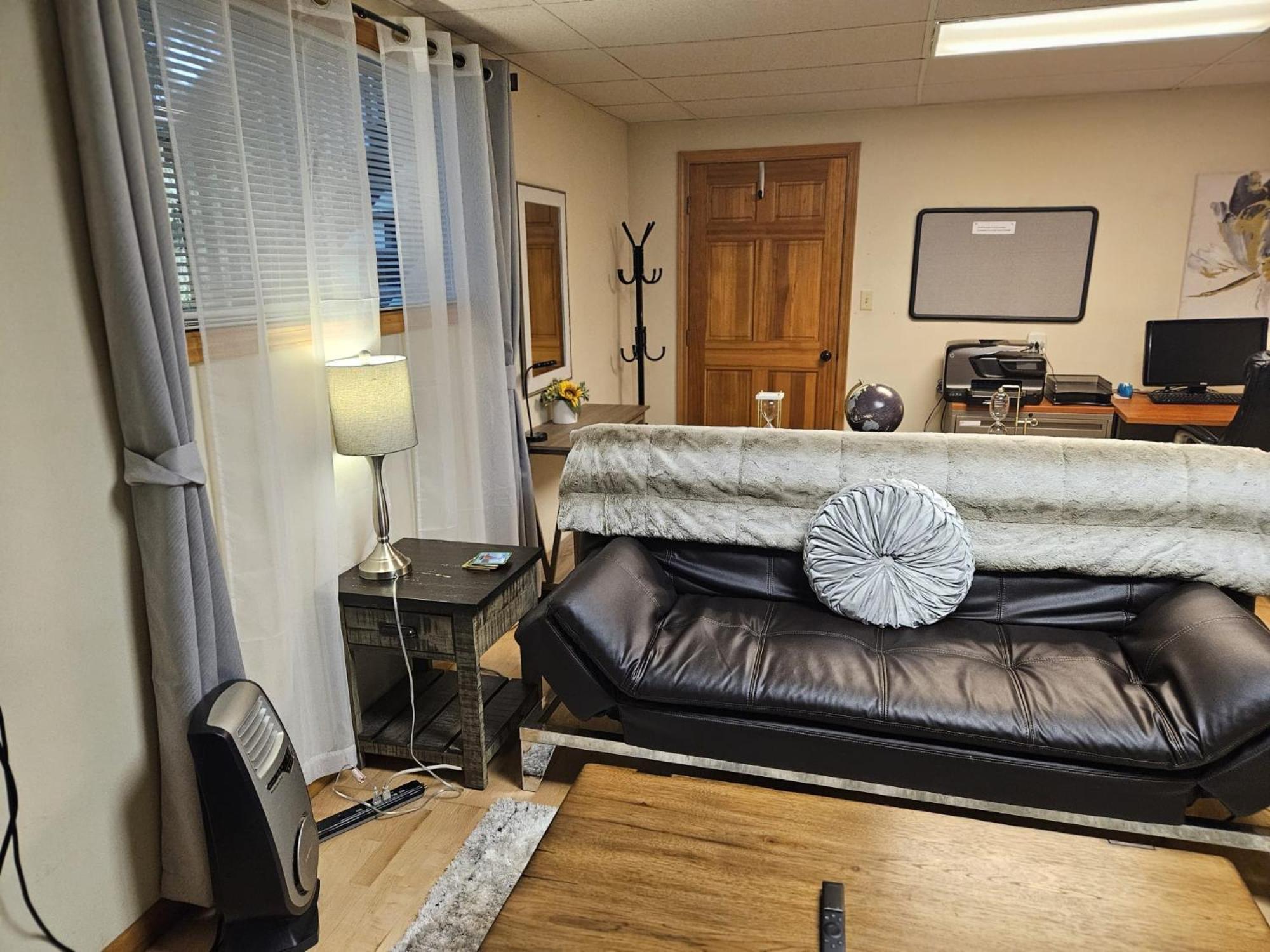 Apartamento Furnished 1br With Equipped Office- North